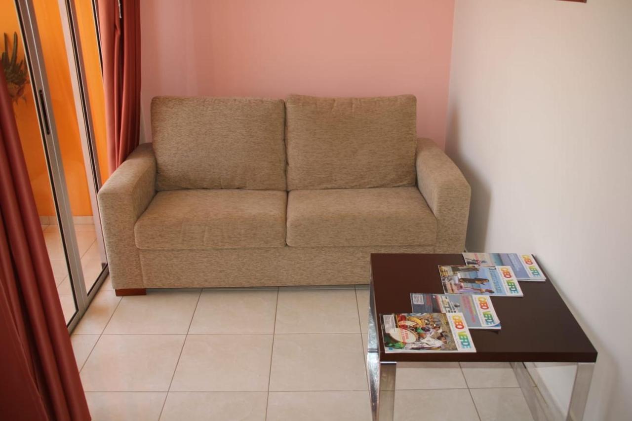Restaurante Residencial Nova Cidade Porto Novo Kültér fotó