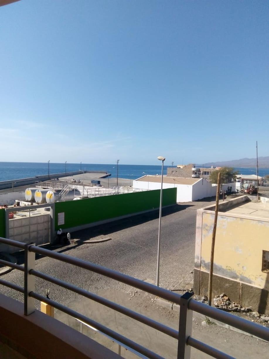 Restaurante Residencial Nova Cidade Porto Novo Kültér fotó
